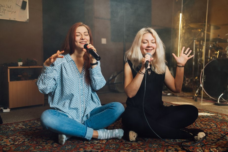 Tiktok for musicians two young woman sitting singing a duet